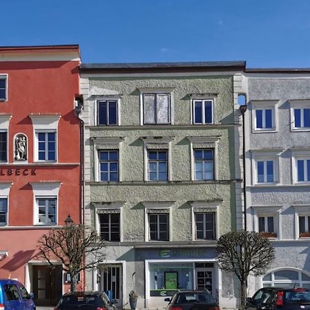 Greenhouse Apartment Am Stadtplatz Tittmoning Kültér fotó